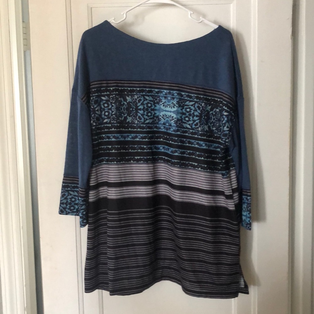 3/4 length sleeve top